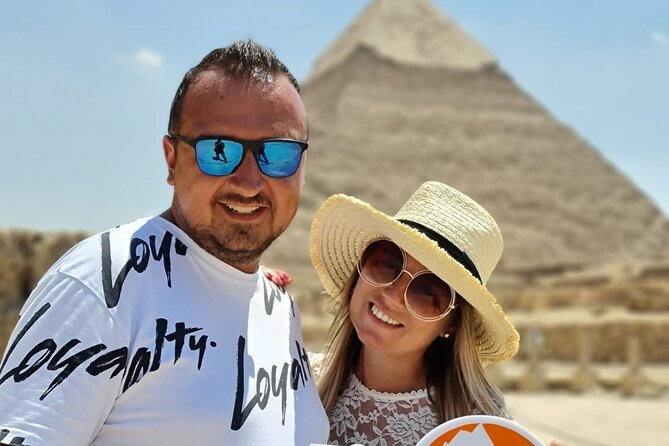 Giza Pyramids & Sphinx day trip - Meeting the Great Sphinx