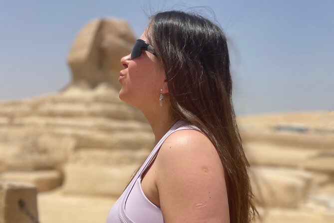 Giza Pyramids, Sphinx, Egyptian Museum day tour with a guide - Menkaure and the panoramic pyramid view