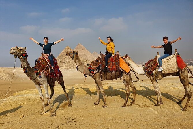 Giza Pyramids , Sphinx ,Saqqara and Memphis Private Tour - Why this private route works well