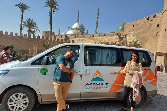 Giza Pyramids, The Egyptian Museum, Cairo Citadel and El Khan Bazaar in Cairo - Two hours among the pyramids at Giza