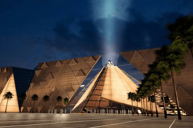 Grand Egyptian Museum - First impressions in the exterior gardens