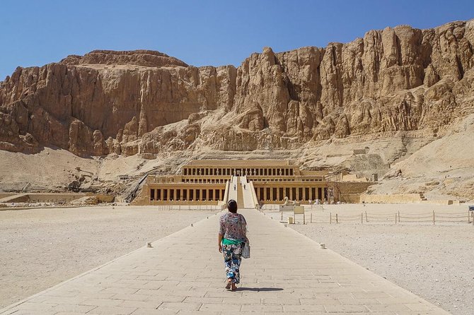 Guided Trip To the West Bank In Luxor - Starting at the Valley of the Kings around 7 a.m.