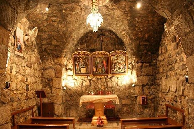 Half-Day Private Guided Tour of Coptic Cairo with Lunch - Koshary lunch at a local restaurant