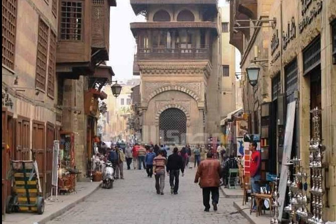 Half Day Tour: El Moez Street, Al Azhar Park and Khan EL Khalili Bazaar - Walking El Moez Street through medieval Cairo