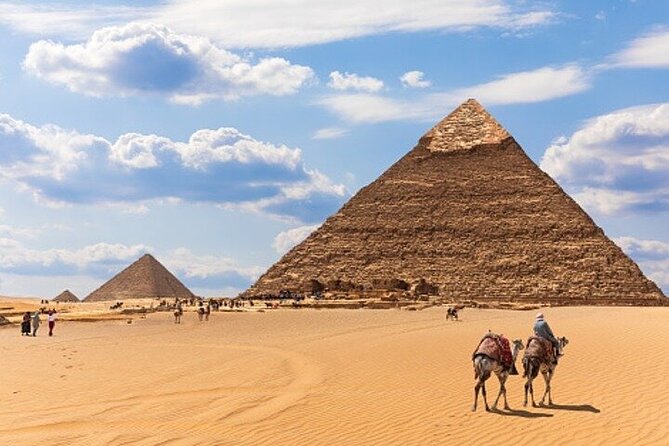Half Day Tour To Giza Pyramids And Sphinx - What the guide adds