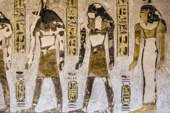 Half-Day Tour to the Valley of the Kings, Deir EL Bahari &Collosi of Memnon - Who will enjoy this half-day tour