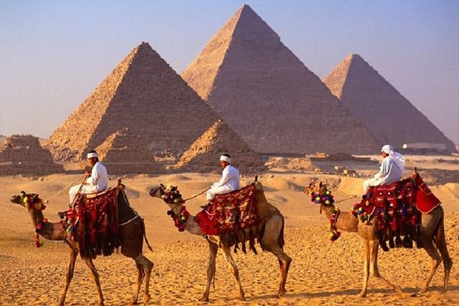 Half dayTour Pyramids of Giza Sphinx including Camel ride - What the 30-minute camel ride adds