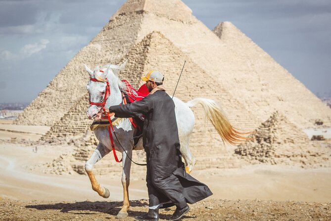 Horse or Camel Ride in Giza Pyramids - Arriving at the Giza stable at 10 a.m.