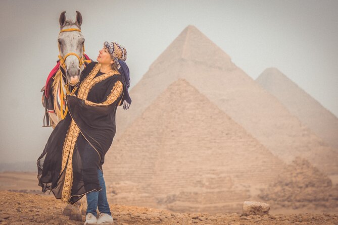 Horse or Camel Ride in Giza Pyramids - Who will enjoy this most