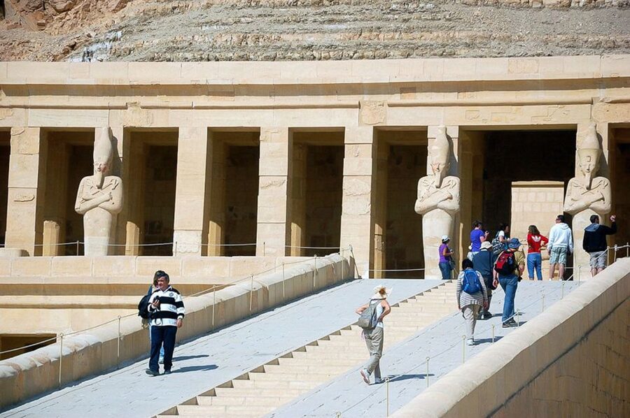 Hurghada: 2-Day Luxor Tour with Hotel, Balloon, & Nile Boat - Key points to know before booking