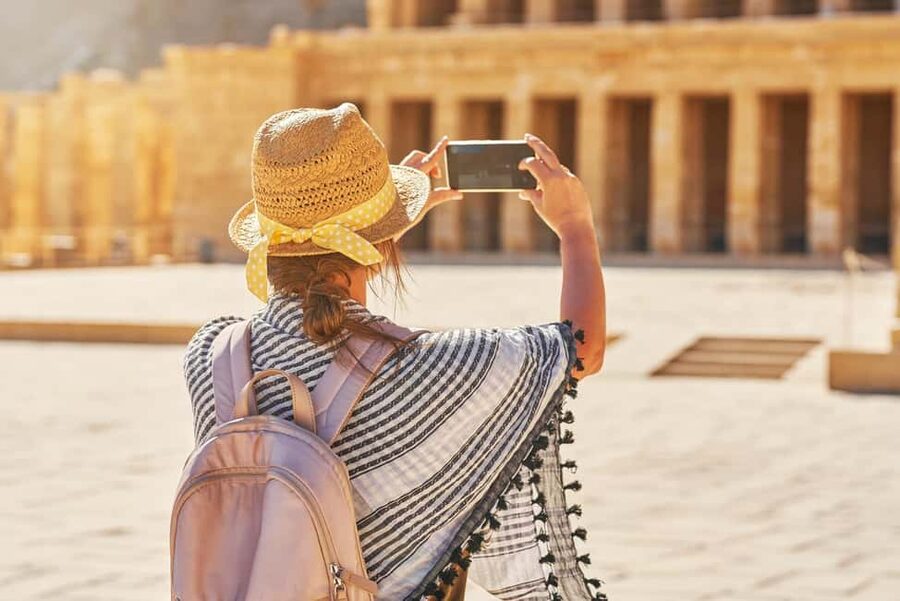 Hurghada: 2-Day Luxor Tour with Hotel, Balloon, & Nile Boat - Karnak Temple, where scale tells the story