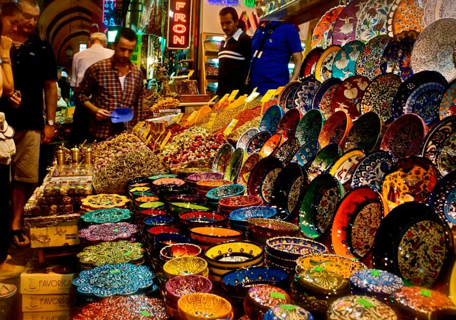 Hurghada: 3-Hour Private Shopping Tour with Guide - Pickup begins at the road, not reception