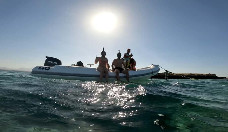 Hurghada: 3-Island Speedboat, Dolphin Watching & Snorkeling - Hotel pickup: useful, but not clockwork