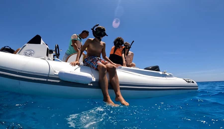 Hurghada: 4 Island Hopping Tour Dolphin, Snorkeling & Lunch - Abo Monkar is a sand bank, not a full island visit