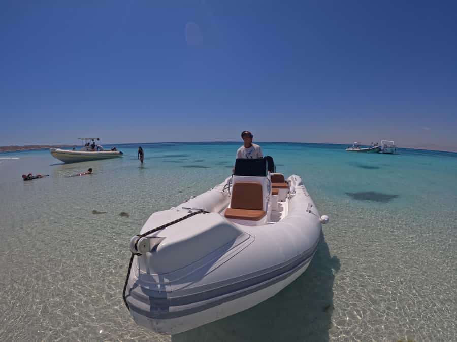 Hurghada: 4 Island Hopping Tour Dolphin, Snorkeling & Lunch - Magawish closes the island circuit