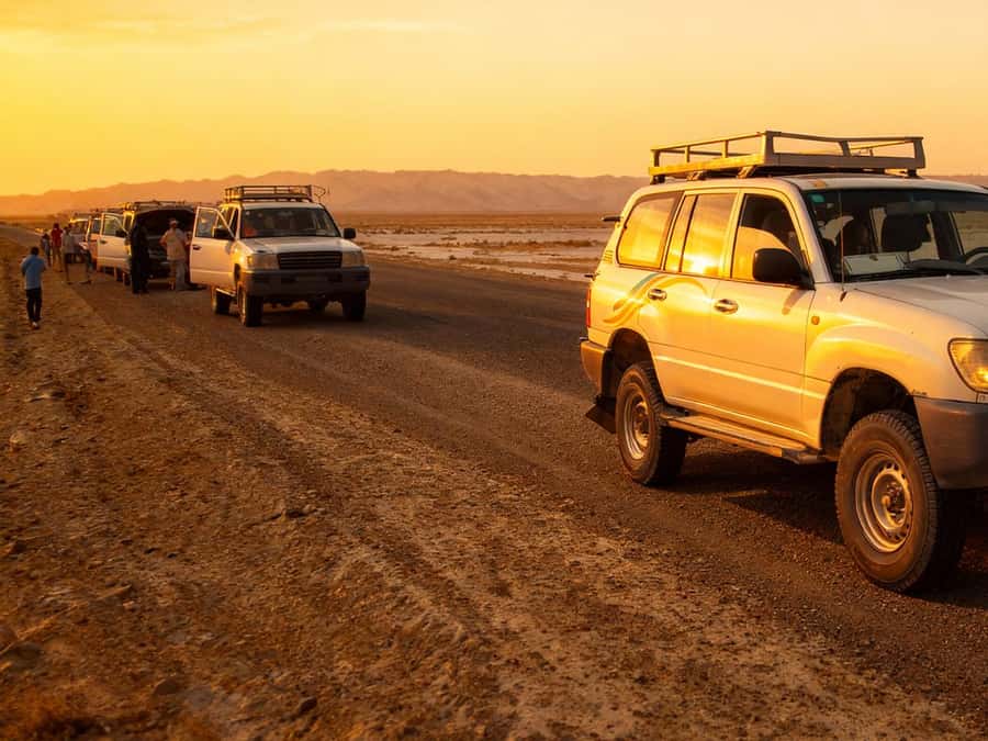 Hurghada: 6-Hour Jeep Desert Safari, Dinner, and Show - What Makes This Safari Worth Considering