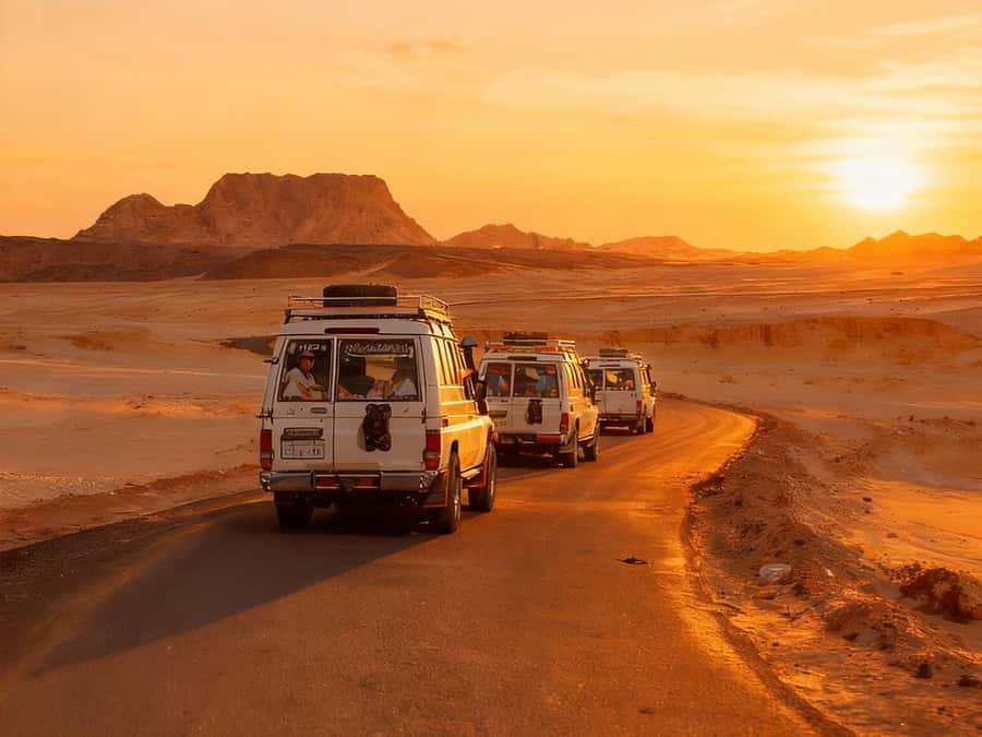 Hurghada: 6-Hour Jeep Desert Safari, Dinner, and Show - The Bedouin Village and a Short Camel Ride