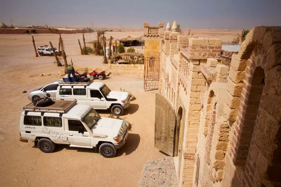 Hurghada: 6-Hour Jeep Desert Safari, Dinner, and Show - Value at $34 Per Person