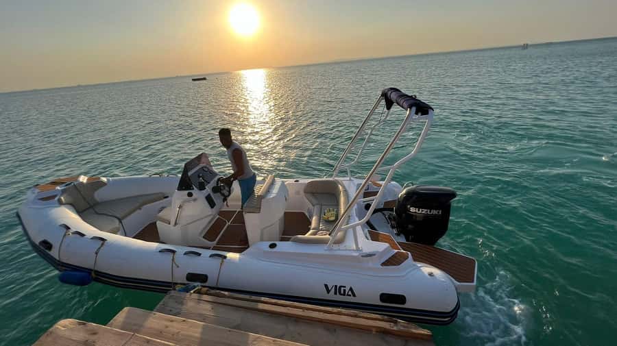 Hurghada: 6 Islands Tour with Dolphin Watching & Snorkelling - Giftun National Park: the first serious snorkel
