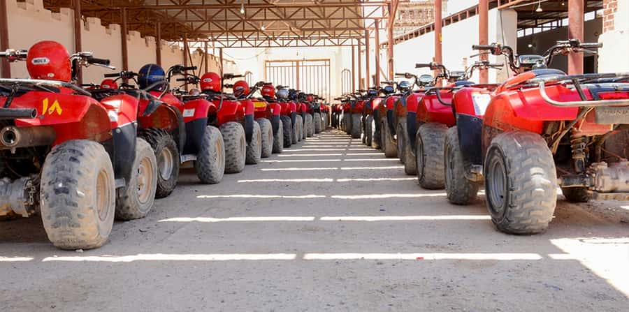 Hurghada: ATV Tour with Camel Ride, Dinner Show & Stargazing - Dinner, dancing, and the desert compound