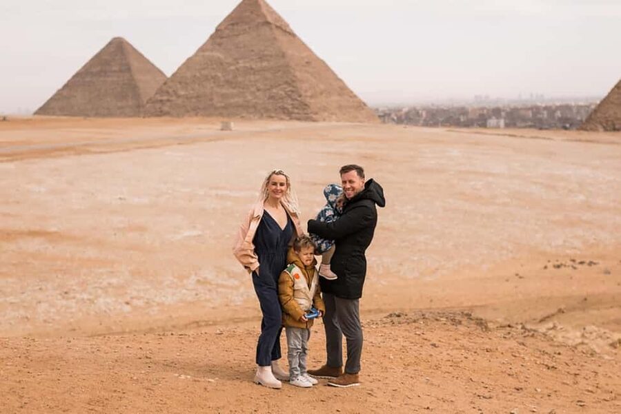 Hurghada: Cairo Pyramids, Sphinx & Egyptian Museum Day Trip - Who should book this Cairo day trip?