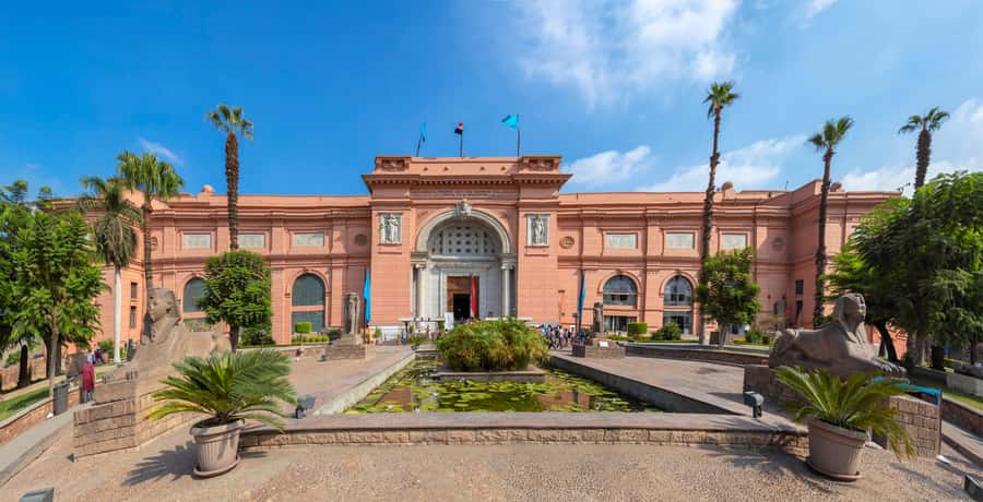 Hurghada: Cairo Pyramids, Sphinx, Museum & Bazaar Day Tour - The overnight road from Hurghada to Cairo