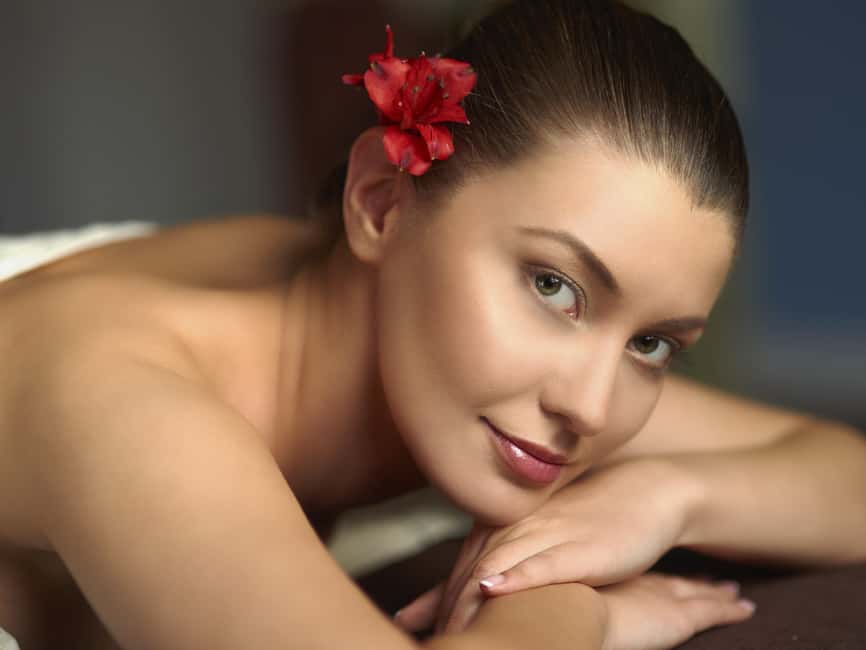 Hurghada: Cleopatra Plus Spa, Massage, Shared Tour - Arrival, lockers, and the first welcome