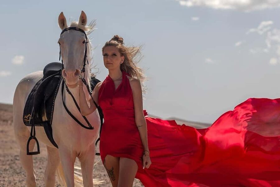 Hurghada: Desert & Sea Horse Riding with + 360° Photos - Along the Red Sea and toward sunset