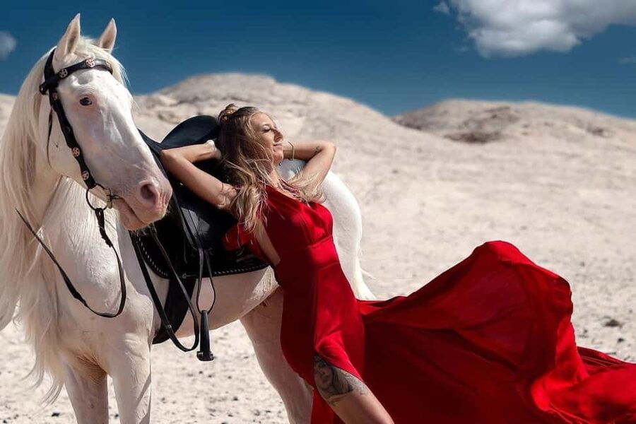 Hurghada: Desert & Sea Horse Riding with + 360° Photos - Swimming with horses: the extra choice