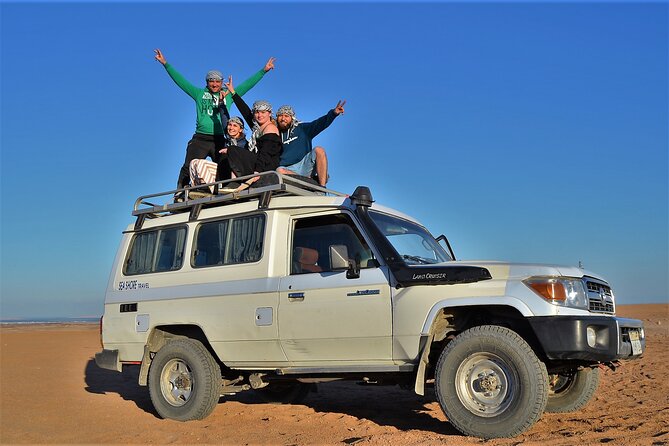 Hurghada Desert Sunset & Stargazing Tour with Dinner by Jeep - Key points to know before booking