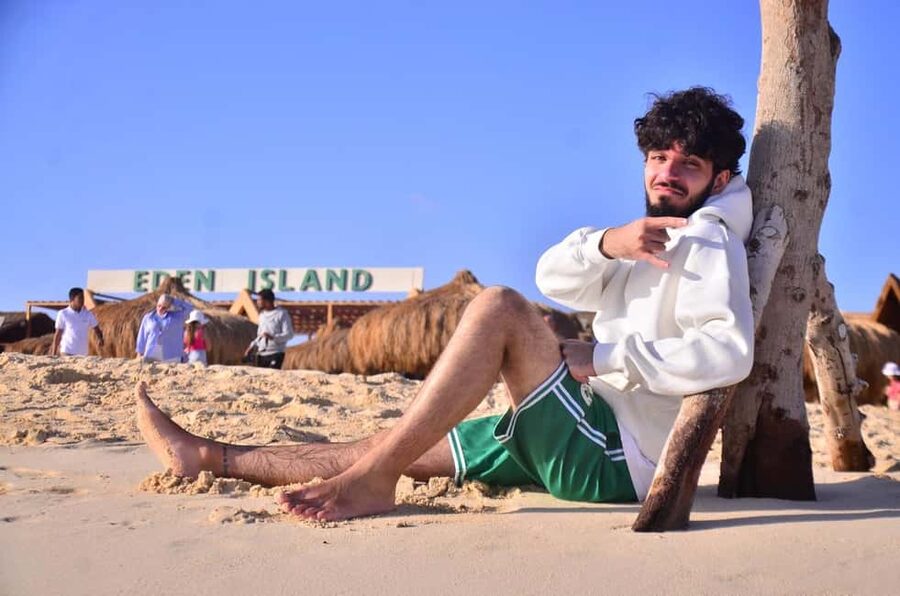 Hurghada: Eden Island Day Trip with Water Sports and Lunch - Lunch on board and the return cruise