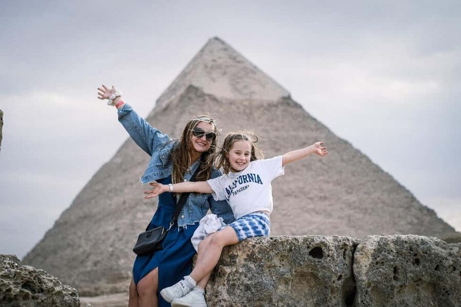 Hurghada: Full-Day Trip to Cairo by Plane - Khan el-Khalili and the Cairo shopping stops