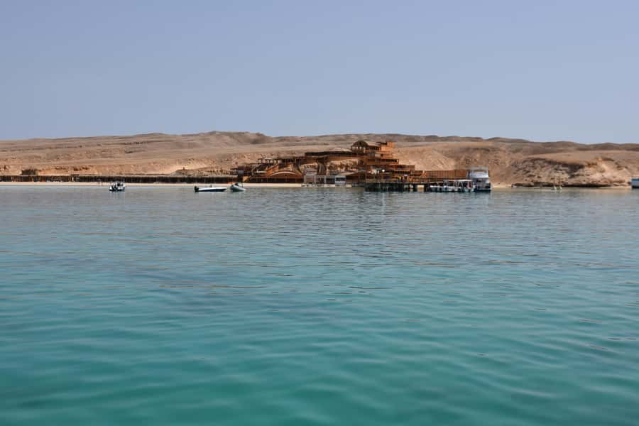 Hurghada: Luxury Giftun island w/snorkeling/lunch & Massage - The yacht sets a comfortable pace across the Red Sea