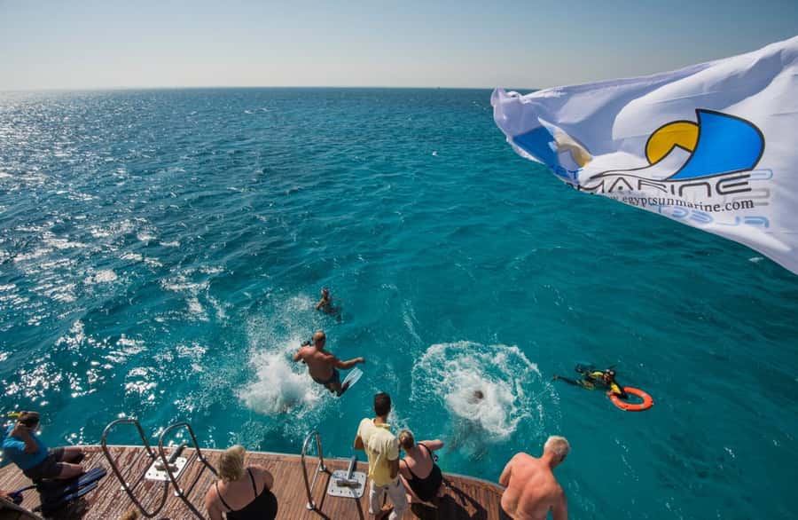 Hurghada: Luxury Orange Bay Cruise with Lunch and Pickup - The Red Sea crossing and island views