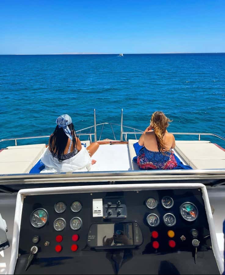 Hurghada: Luxury Yacht Trip with Personal Crew and Chef - Starting at Palm Royal hotel marina