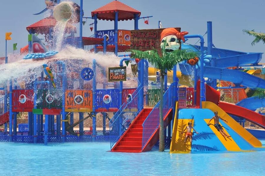 Hurghada: Makadi Water World with Lunch & Transfers - Return transport and the pickup warning