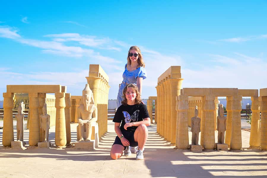 Hurghada: Mini Egypt Park Entry Ticket, Tour, and Transfers - Two hours outside, with very little shade