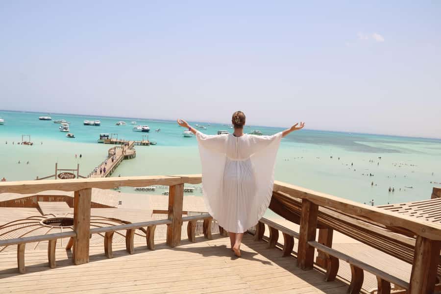 Hurghada: Orange Bay Island with breakfast, lunch & watersports - Getting to the boat from Hurghada