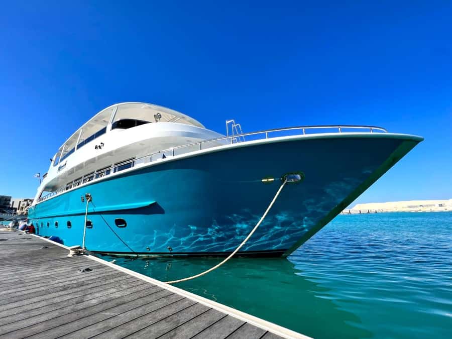 Hurghada: Orange & Giftun Island Cruise with Massage & Lunch - Key points to know before booking