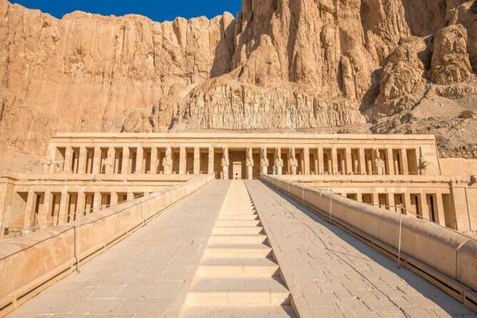 Hurghada: Over Day Tour to Luxor & Balloon Ride & Felucca - Hatshepsut and the Colossi of Memnon