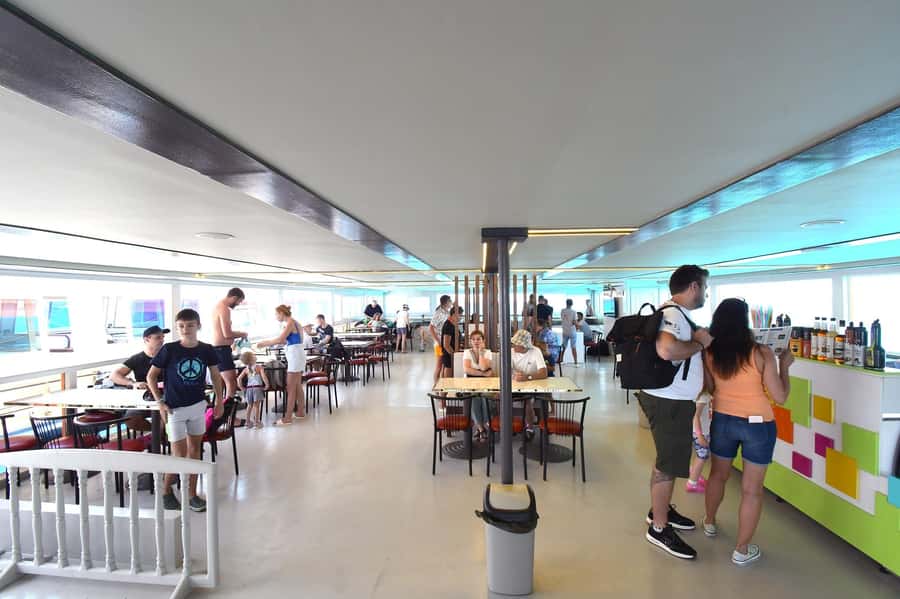 Hurghada: Panoramic Semi-Submarine Cruise with Snorkeling - Snorkeling beside the floating station