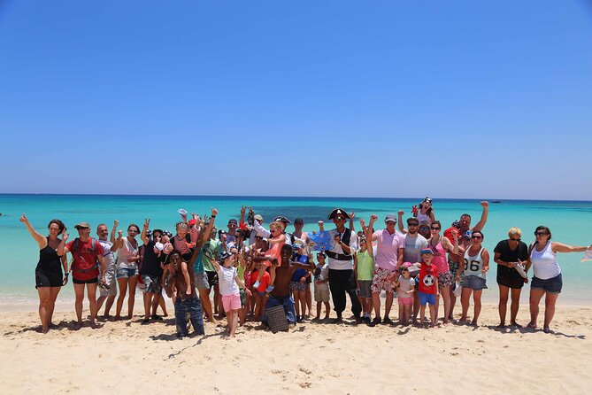 Hurghada Pirates sailing boat to Orange bay & Buffet Lunch - Lunch in the air-conditioned salon