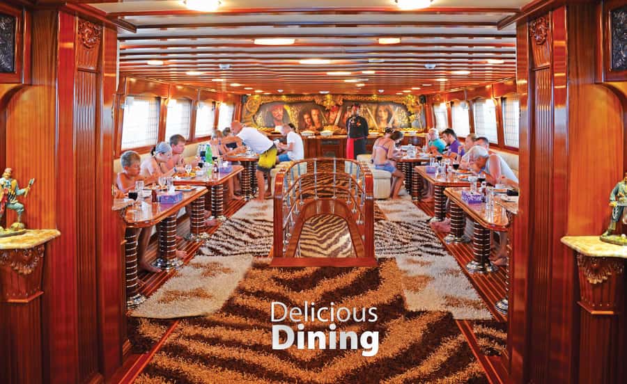 Hurghada: Pirates Sailing Boat to Orange Bay with Transfers - Orange Bay for one sandy hour