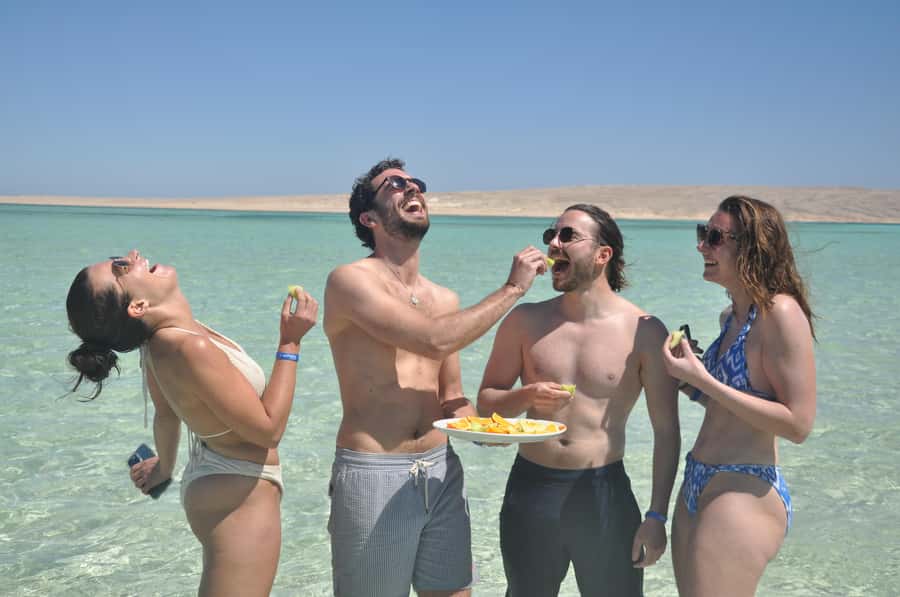 Hurghada: Private Speedboat Adventure with Snacks & Pick-up - Dolphin spotting in the open Red Sea