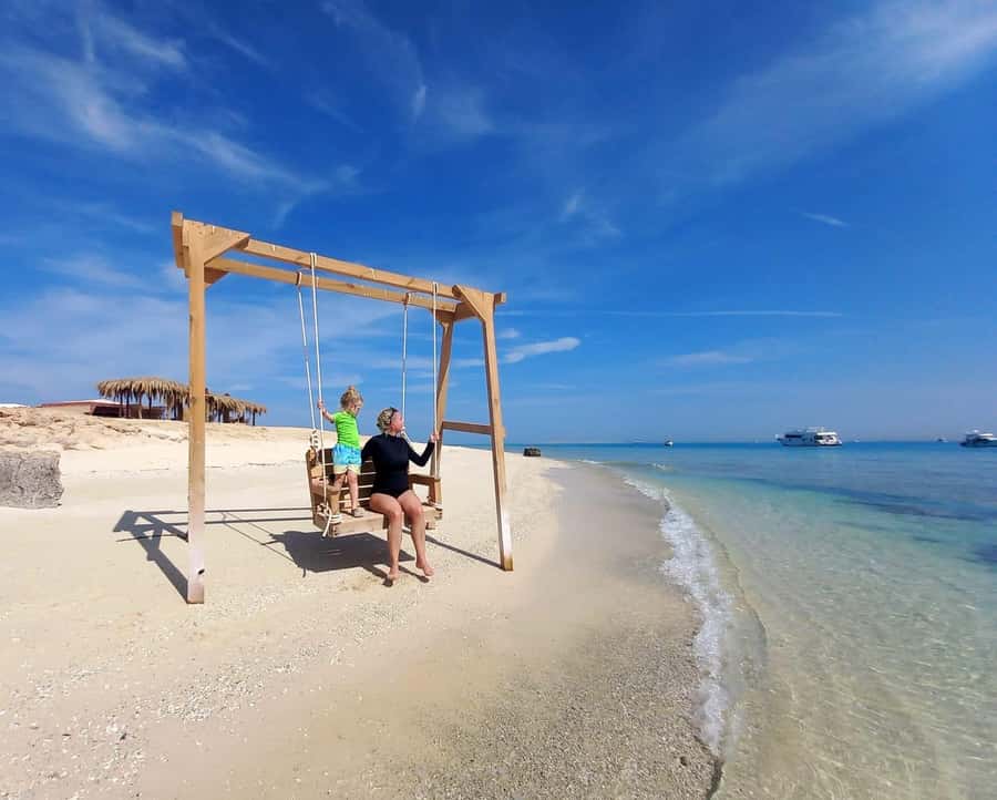 Hurghada: Private Speedboat to Magawish Island - Food, drinks, and what to pack