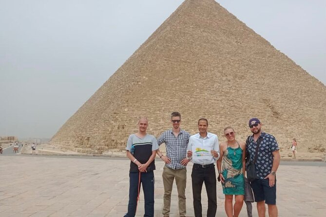 Hurghada Pyramids & Museum Small Group Tour by Van - One day from Hurghada to ancient Cairo