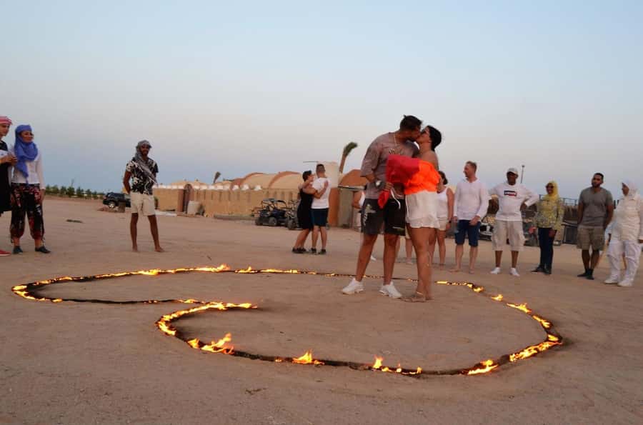 Hurghada: Quad Bike and Camel Ride with Dinner and Show - Washing off the dust before dinner