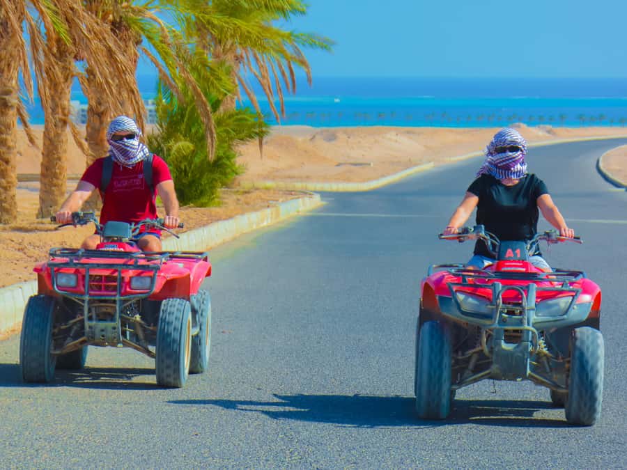 Hurghada: Quad Bike, Camel, Show, Dinner, & Stargazing Trip - Sunrise at 5:00 AM with a traditional breakfast