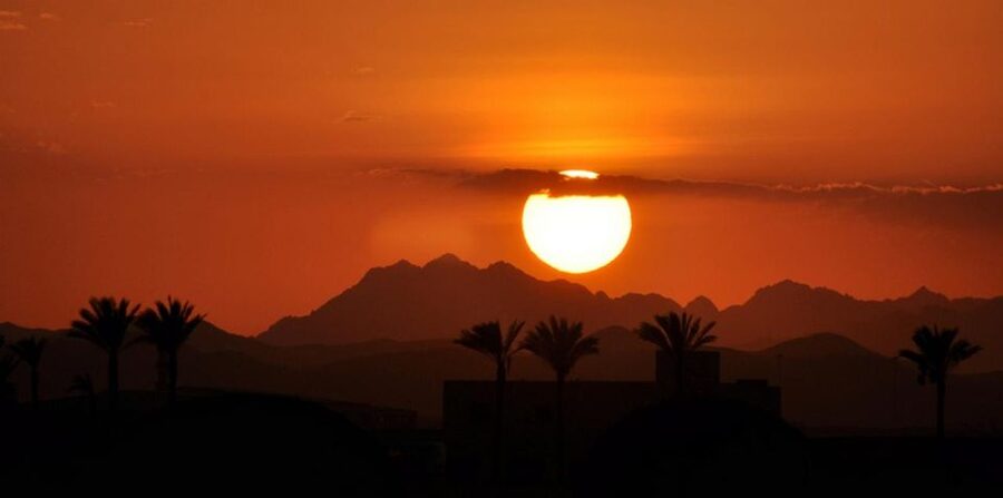 Hurghada: Quad Bike, Sea, Camel, Safari, Stargazing & Dinner - Who should book this desert adventure?