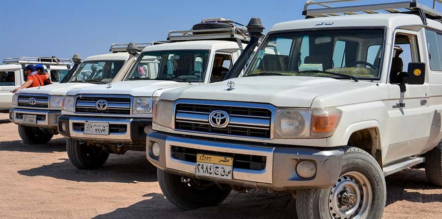 Hurghada: Safari Jeep, Buggy, Camel, Quad, Bedouin Dinner - From Hurghada hotels to the desert camp